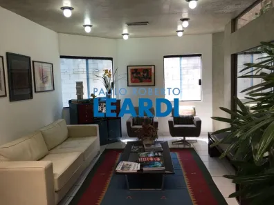 Ponto Comercial para venda ou aluguel, 850m² no Vila Tramontano, São Paulo