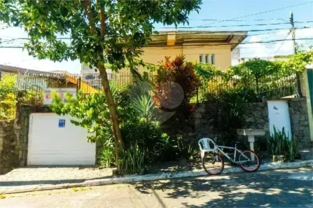 Sobrado com 4 Quartos à venda, 212m² no Parque Jabaquara, São Paulo