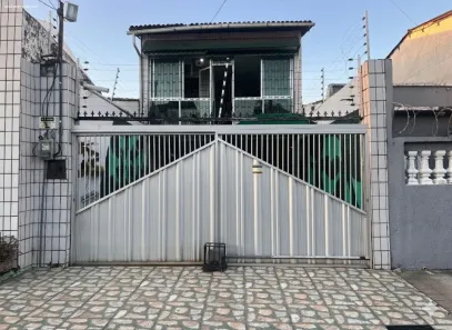 Casa com 5 Quartos à venda, 198m² no Parquelândia, Fortaleza