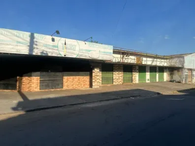 Ponto Comercial à venda, 210m² no Parque Santa Cecília, Aparecida de Goiânia
