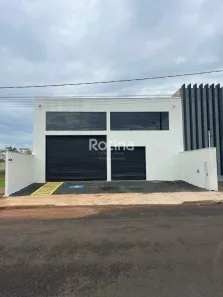 Galpão/Depósito/Armazém à venda, 300m² no Novo Mundo, Uberlândia