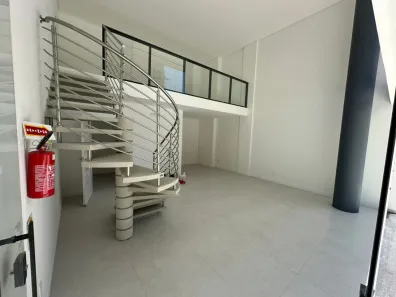 Ponto Comercial à venda, 73m² no Jurerê, Florianópolis