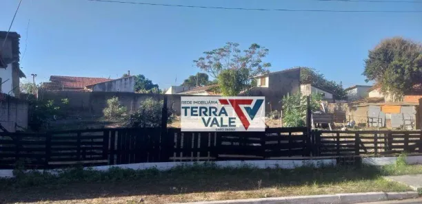 Lote/Terreno à venda, 859m² no Centro, Canas