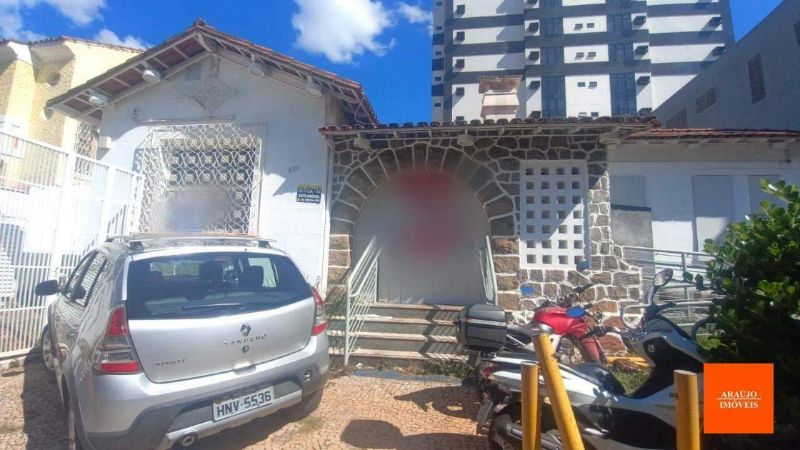 Casa com 5 quartos — Santa Efigênia, Belo Horizonte