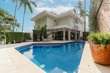 Casa de Condomínio com 4 Quartos à venda, 382m² no América, Joinville