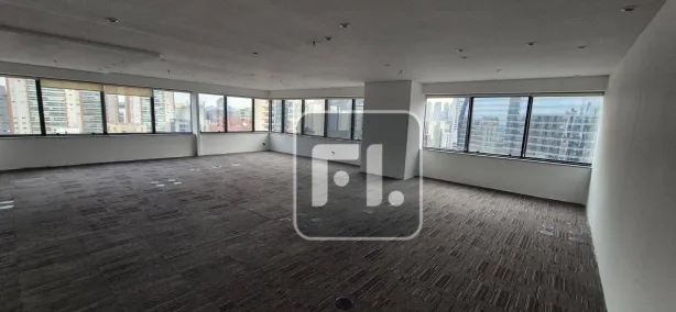 Sala Comercial para alugar, 142m² no Vila Nova Conceição, São Paulo