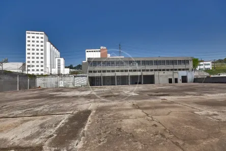Prédio Comercial para alugar, 1361m² no Jaguaré, São Paulo