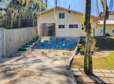 Sobrado com 3 Quartos à venda, 180m² no Parque do Castelo, São Paulo