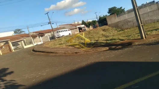 Lote/Terreno à venda, 596m² no Colúmbia, Londrina