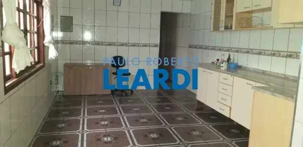 Sobrado com 7 Quartos à venda, 175m² no Bangú, Santo André