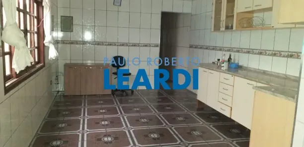 Sobrado com 7 Quartos à venda, 258m² no Bangú, Santo André