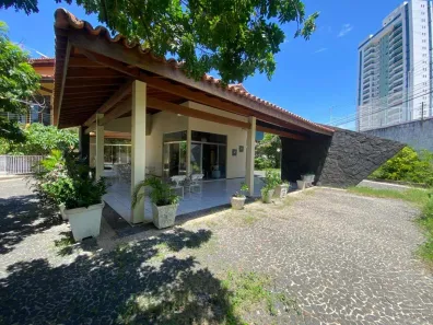 Casa com 5 Quartos à venda, 513m² no Piçarreira, Teresina