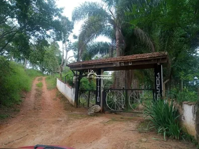 Fazenda/Sítio com 3 Quartos à venda, 300m² no Bom Jesus, Jacareí