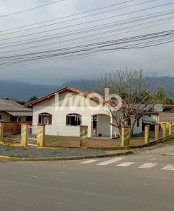 Casa com 4 Quartos à venda, 140m² no Santa Luzia, Jaraguá do Sul