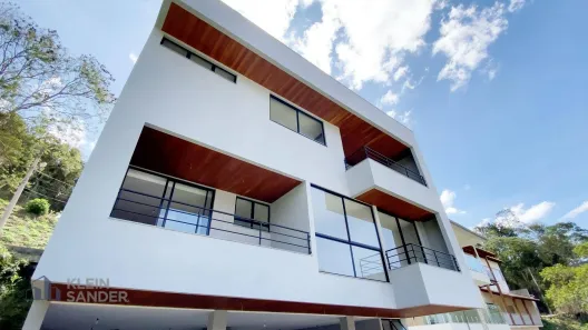 Casa de Condomínio com 3 Quartos à venda, 310m² no Cônego, Nova Friburgo