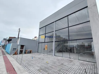 Galpão/Depósito/Armazém para alugar, 299m² no Centro, Navegantes