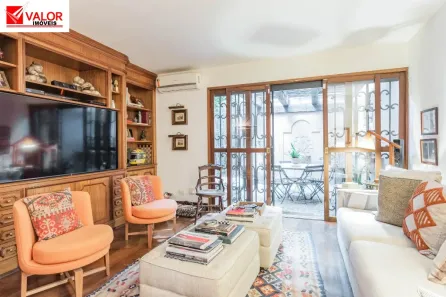 Sobrado com 3 Quartos à venda, 361m² no Jardim Guedala, São Paulo