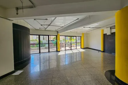 Sala Comercial para alugar, 400m² no Savassi, Belo Horizonte