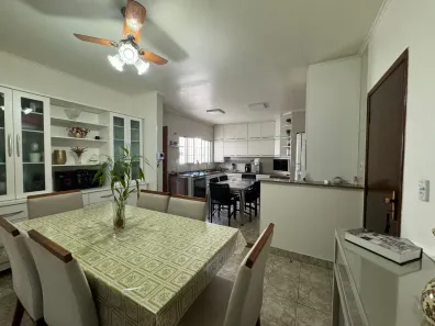 Casa com 3 Quartos à venda, 146m² no Vila Scarabucci, Franca