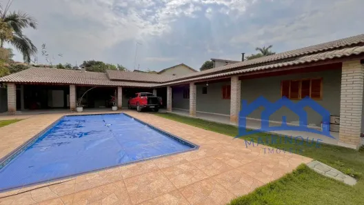 Fazenda/Sítio com 4 Quartos à venda, 1000m² no , Mairinque