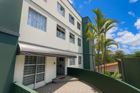 Apartamento com 2 Quartos para venda ou aluguel, 70m² no Jardim Rene, São Roque