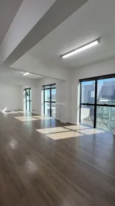 Sala Comercial para alugar, 81m² no Centro, Caxias do Sul