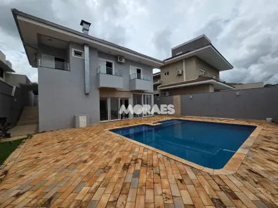 Casa de Condomínio com 4 Quartos à venda, 292m² no Chácaras Odete, Bauru