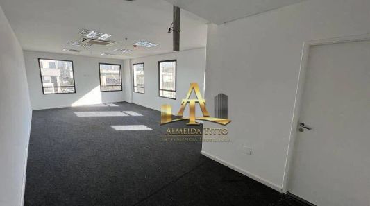 Sala Comercial à venda, 52m² no Alphaville Industrial, Barueri