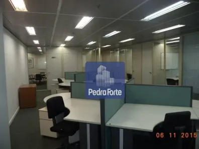 Sala Comercial para alugar, 260m² no Vila Olímpia, São Paulo