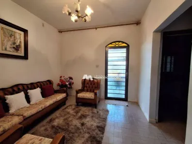 Casa com 4 Quartos à venda, 221m² no Jardim Santa Catarina, São José do Rio Preto