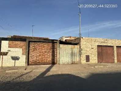 Casa com 3 Quartos à venda, 187m² no Santo Antônio dos Campos, Divinópolis