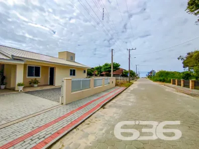Casa com 3 Quartos à venda, 150m² no Praia do Ervino, São Francisco do Sul