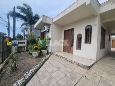 Casa com 5 Quartos à venda, 180m² no Torres, Torres
