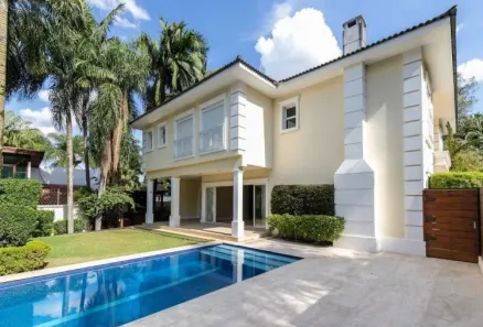 Casa de Condomínio com 4 Quartos à venda, 712m² no Jardim Petrópolis, São Paulo
