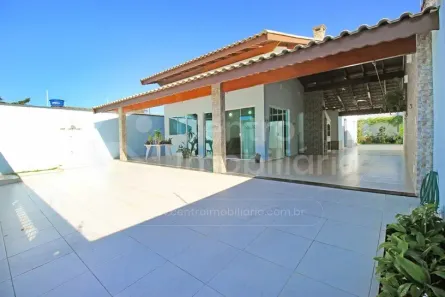 Casa com 3 Quartos à venda, 256m² no Cidade Nova Peruíbe, Peruíbe