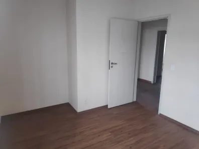 Sobrado com 3 Quartos à venda, 137m² no Vila Paulo Silas, São Paulo