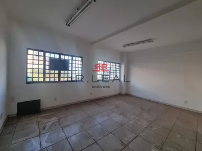 Ponto Comercial para alugar, 120m² no Centro, Bauru