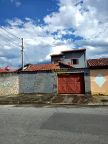 Sobrado com 4 Quartos para alugar, 127m² no Residencial Doutor Cícero da Silva Prado, Pindamonhangaba