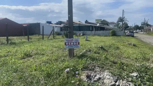 Lote/Terreno à venda, 250m² no Capão da Canoa, Capão da Canoa