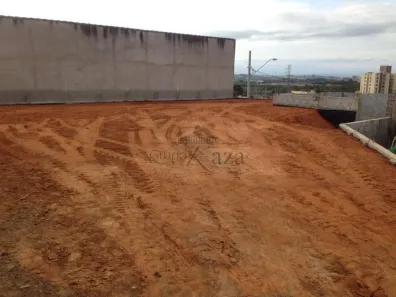 Lote/Terreno à venda, 400m² no Jardim Terras de São João, Jacareí