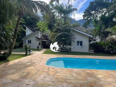 Casa com 5 Quartos para alugar, 200m² no Toque-Toque Pequeno, São Sebastião