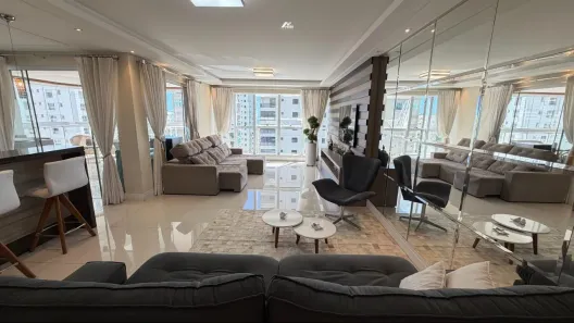 Apartamento com 3 Quartos à venda, 185m² no Meia Praia, Itapema