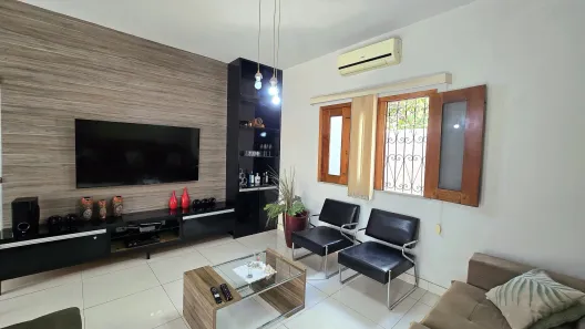 Casa com 4 Quartos à venda, 160m² no Morada do Sol, Teresina