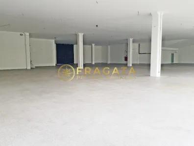 Ponto Comercial para alugar, 1000m² no Água Branca, São Paulo