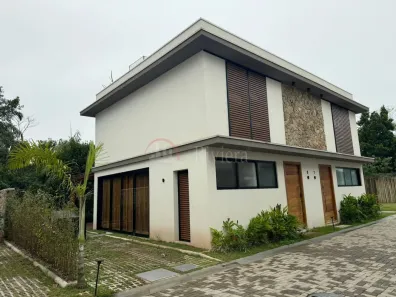 Casa de Condomínio com 3 Quartos à venda, 135m² no Maresias, São Sebastião