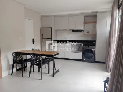 Apartamento com 1 Quarto para alugar, 35m² no Centro, Florianópolis