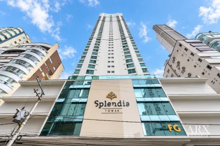 Apartamento com 3 Quartos para alugar, 126m² no Centro, Balneário Camboriú