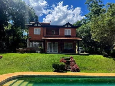 Casa de Condomínio com 3 Quartos à venda, 240m² no Planalto Verde, São Roque