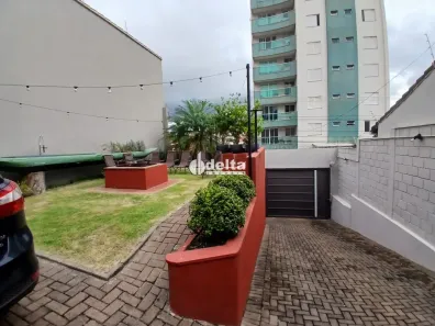 Casa com 4 Quartos à venda, 250m² no Lídice, Uberlândia