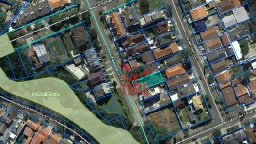 Lote/Terreno à venda, 345m² no Bacacheri, Curitiba